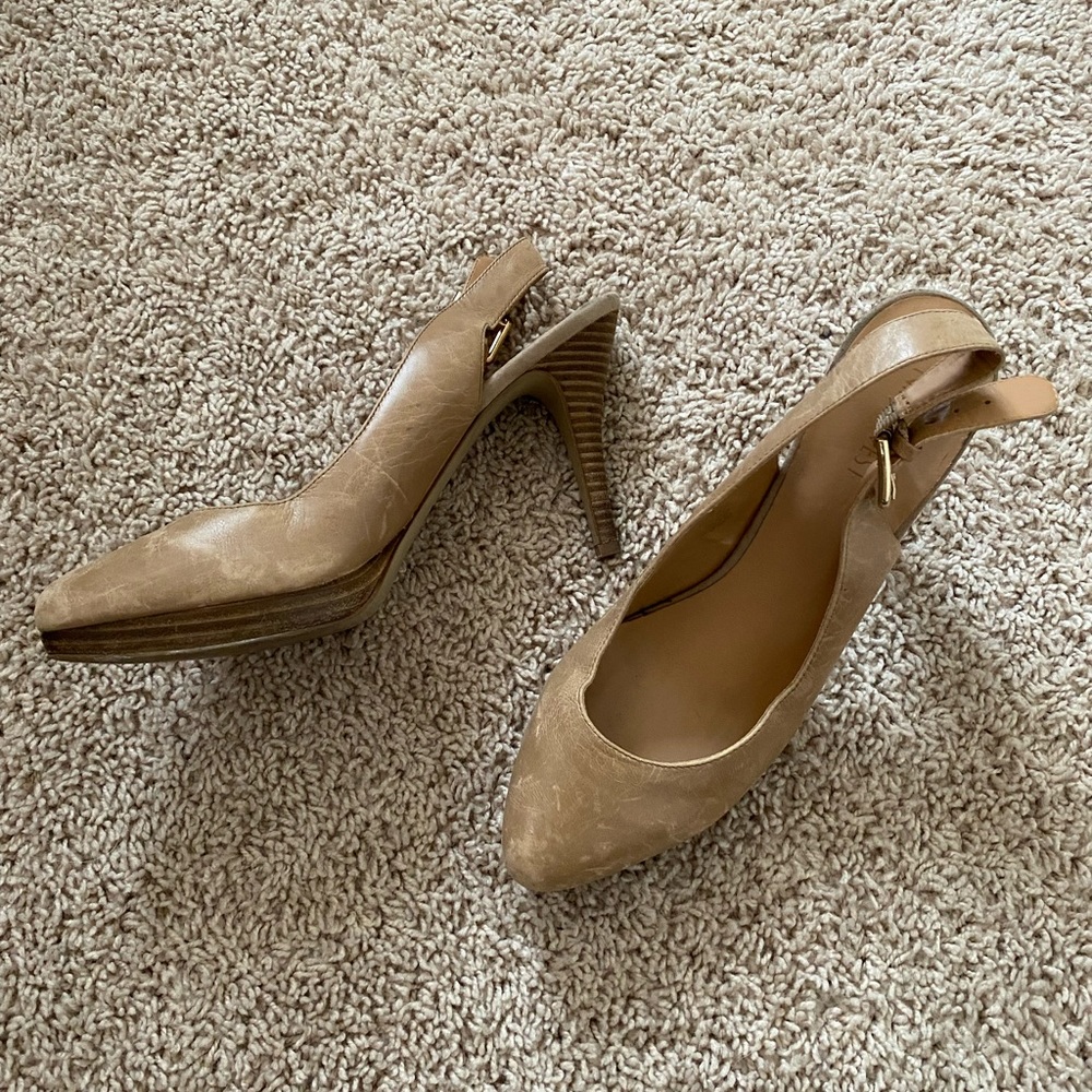 DONATED // NINE WEST // heels
